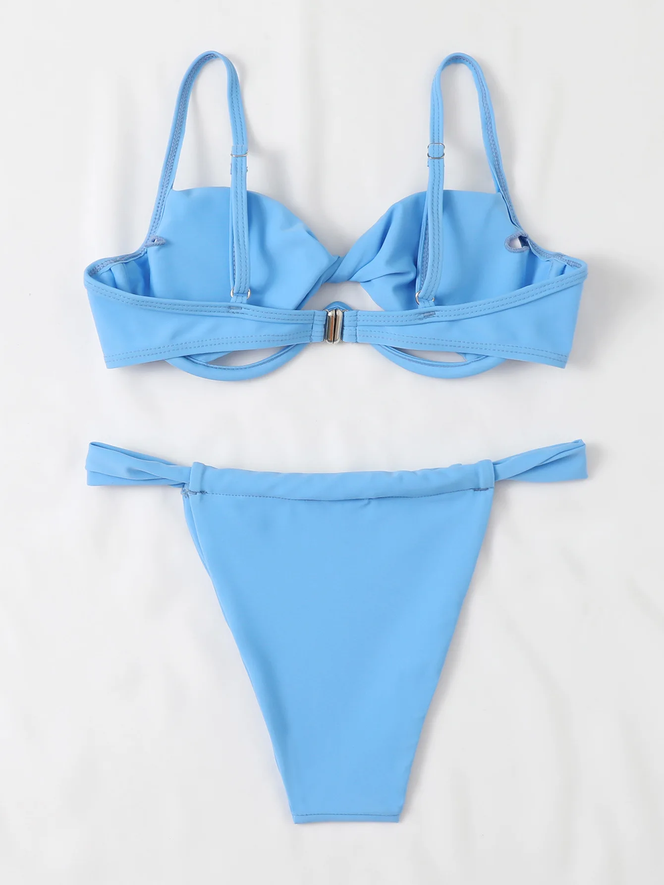New Split Multi-color Swimsuit Solid Color Comfortable Airy Sexy Bikini in Europe and America