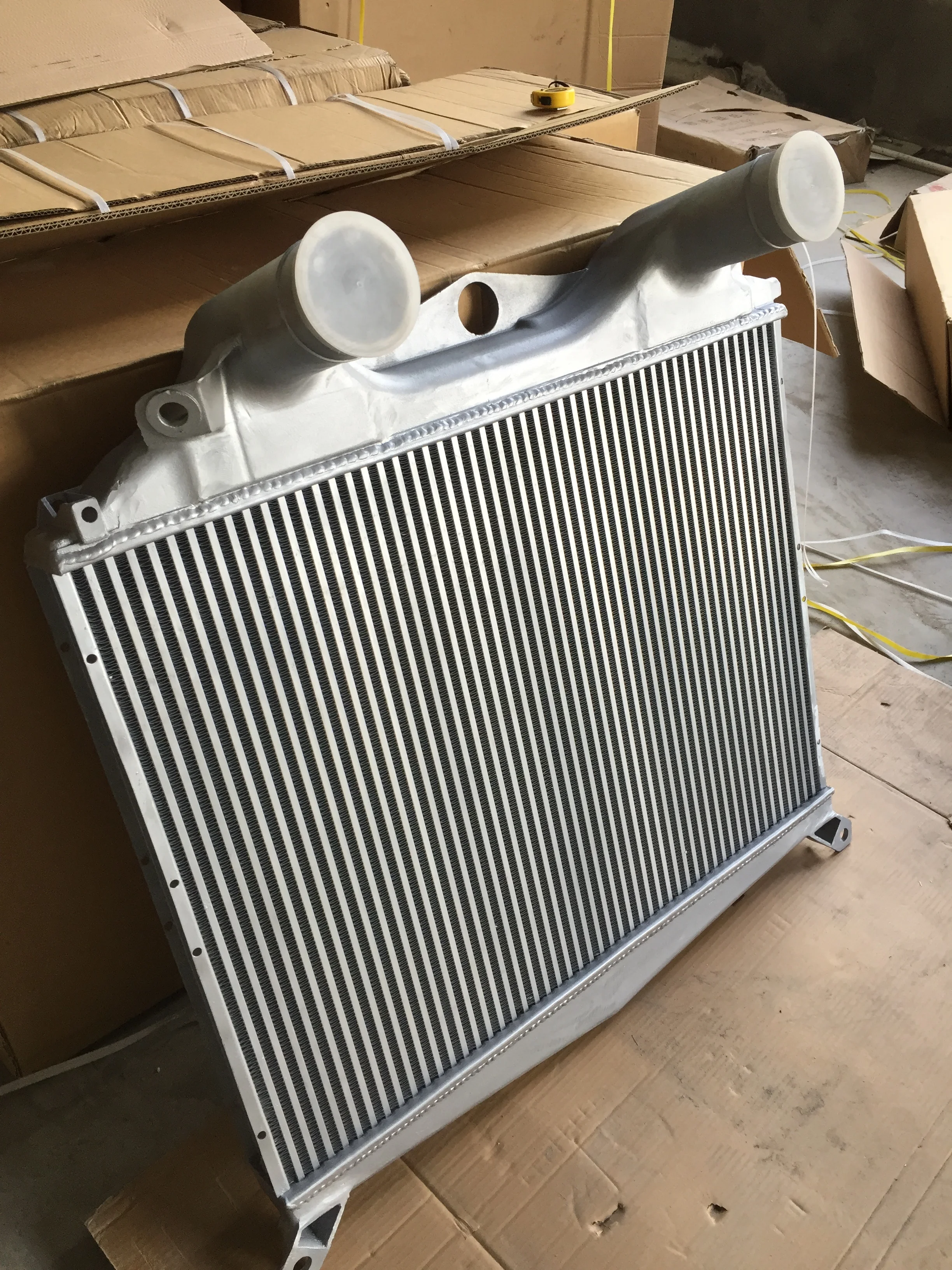 MAN TGA Intercooler Water to air 81061300198 81061300205 81061300200 81061300180 81061300216