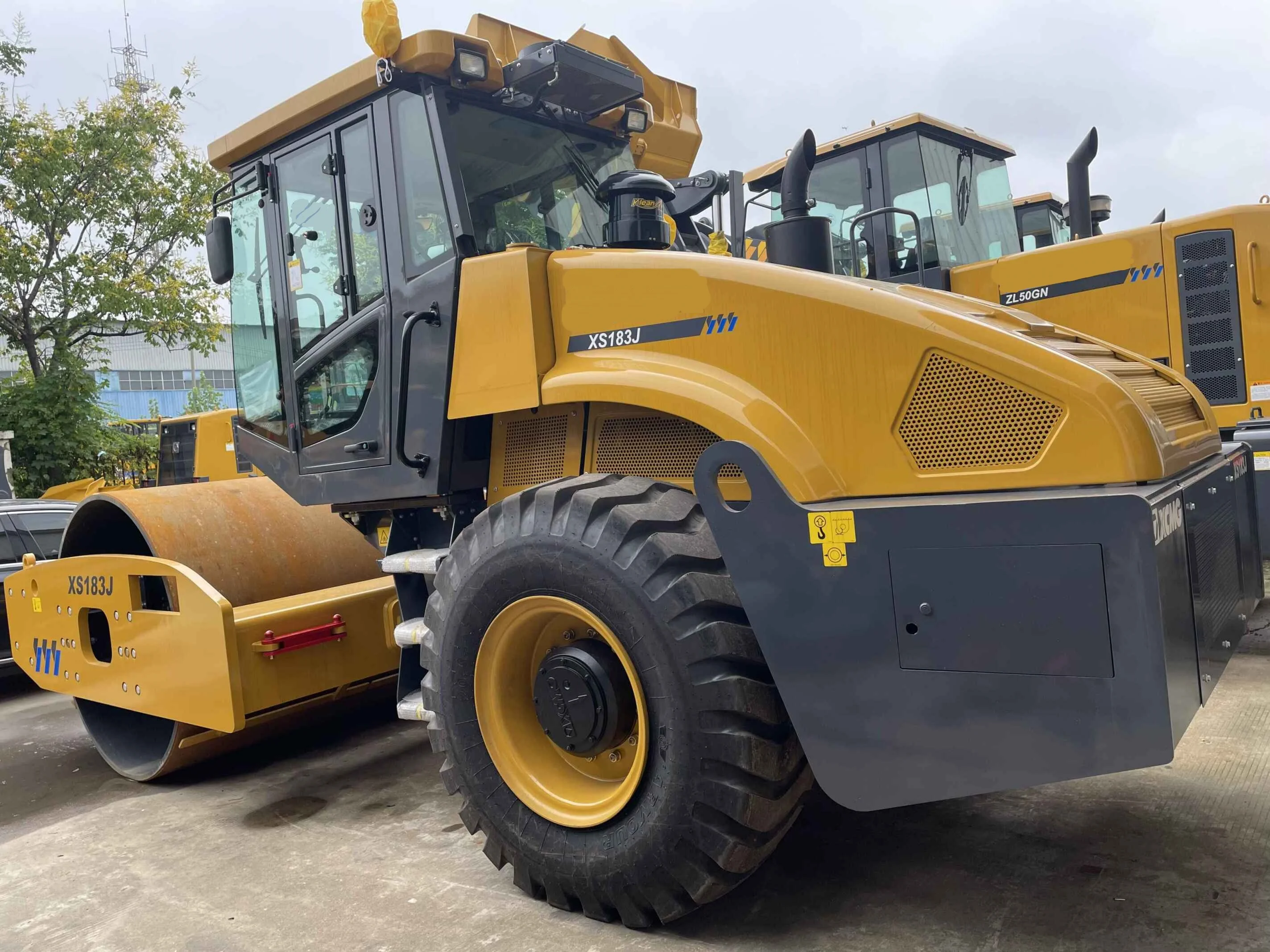 Большой компактный легкое начало 18 т дорожный каток XS183J строительная техника со стальными колесами