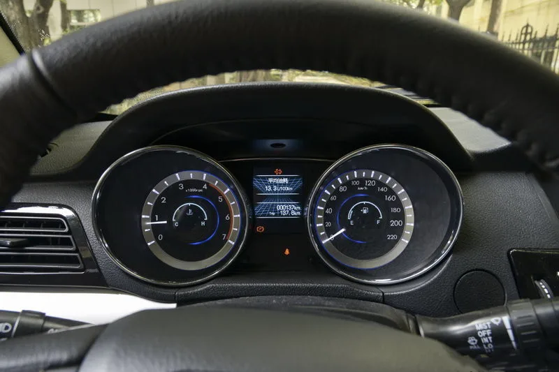 
Китайский двукабинный бензиновый Дизель Евро 5 ручной Пикап 4x2 для продажи 