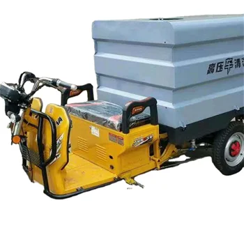 The electric three wheeled high-pressure cleaning vehicle has strong washing power