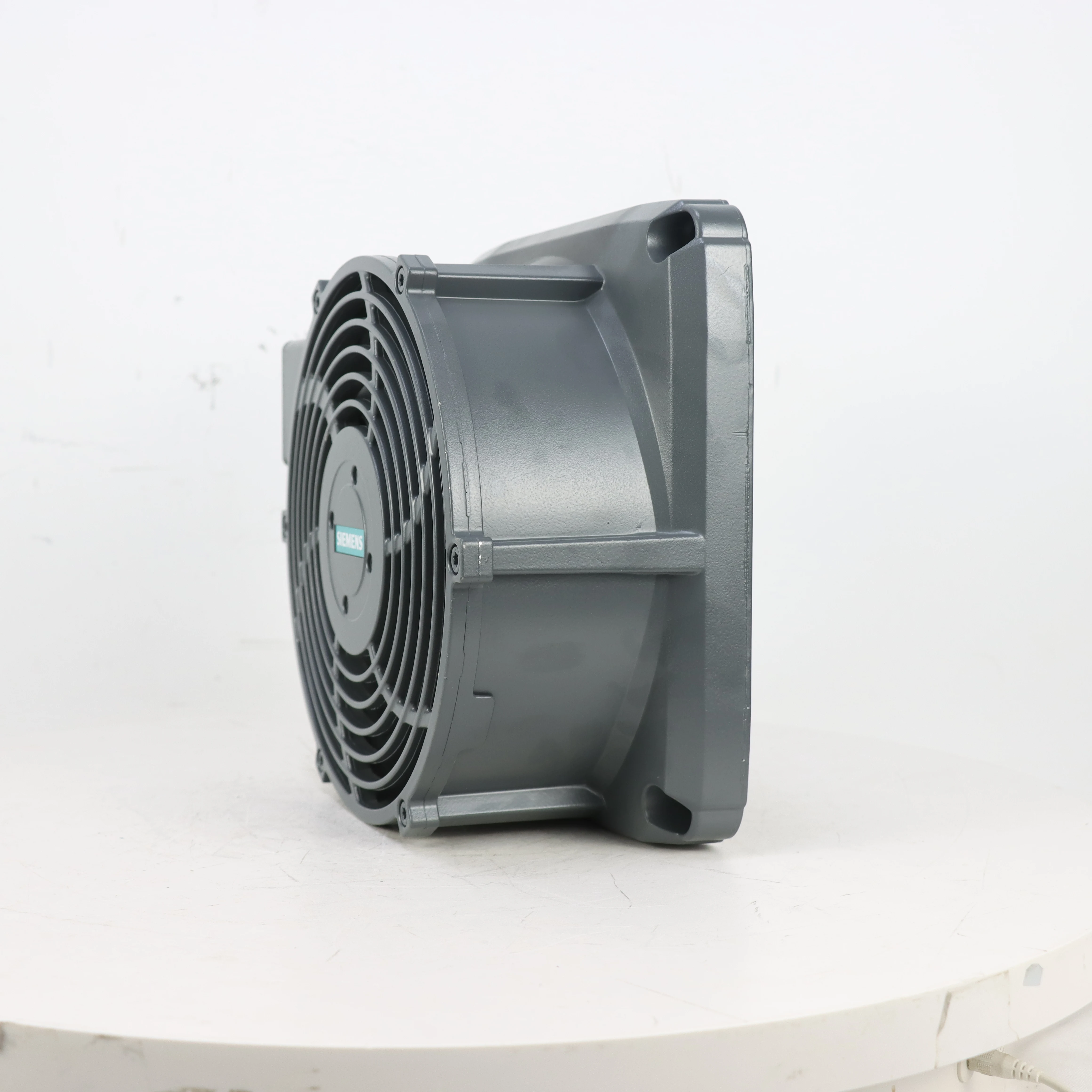 Ebmpapst W2D225-EB14-01 44W AC Fan - 2800 RPM Cooling Solution