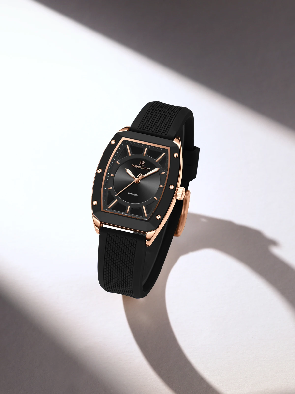 NAVIFORCE 5049 Watch Women Elegant Fashion Quartz Watches Silicone Strap Sports Ladies Watch Big Dial Waterproof Wristwatch