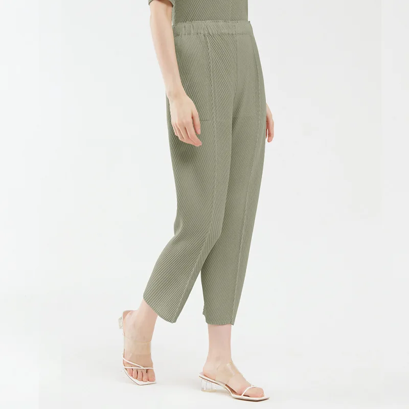 Spring and Summer New Style Fish Scale Pleats High Quality Casual Slim Trousers Loose Solid Color Pants for Women