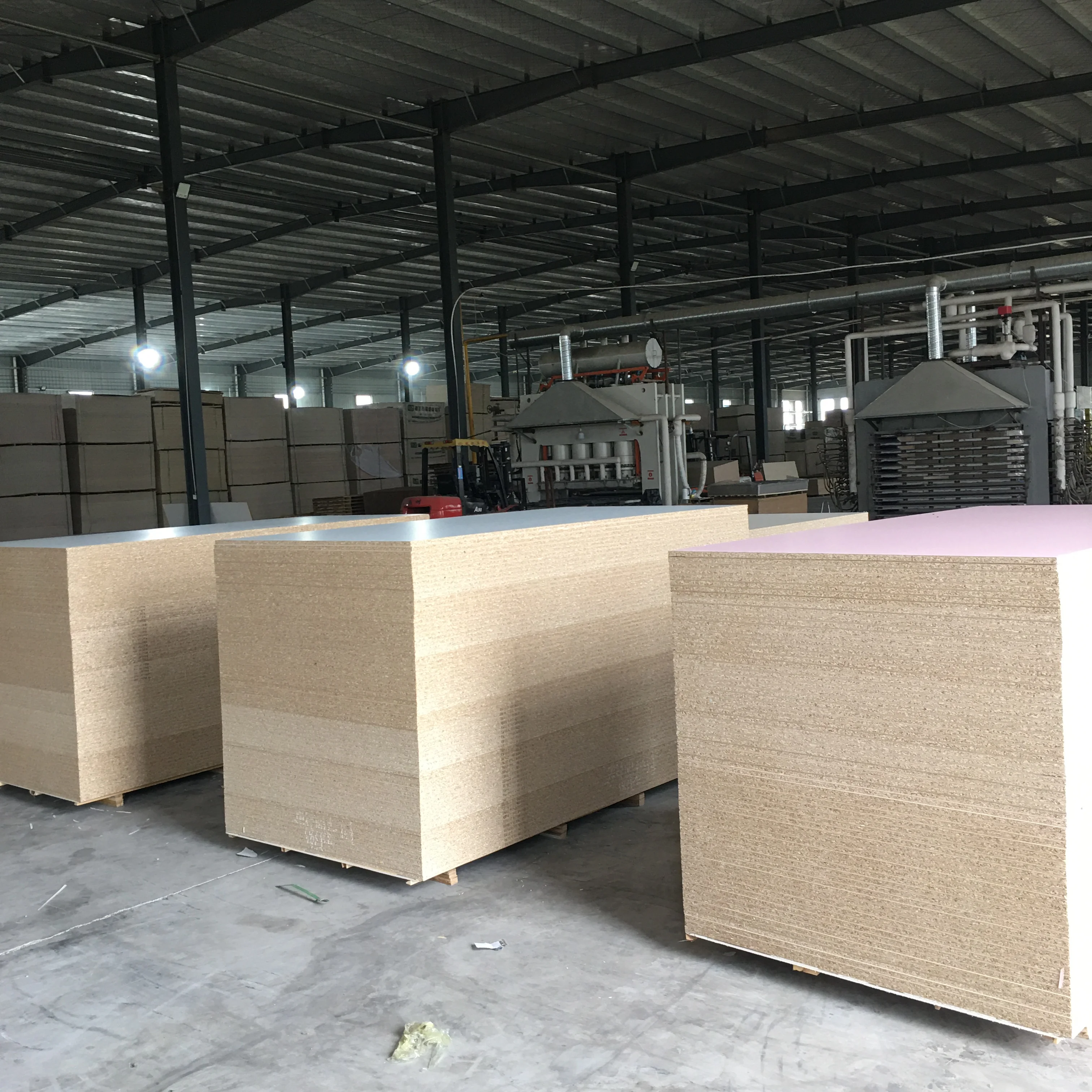 4x8 Waterproof Faced E0 E2 White Wood Veneer Chipboard Panels Sheet 18mm 16mm 15mm 12mm Thick