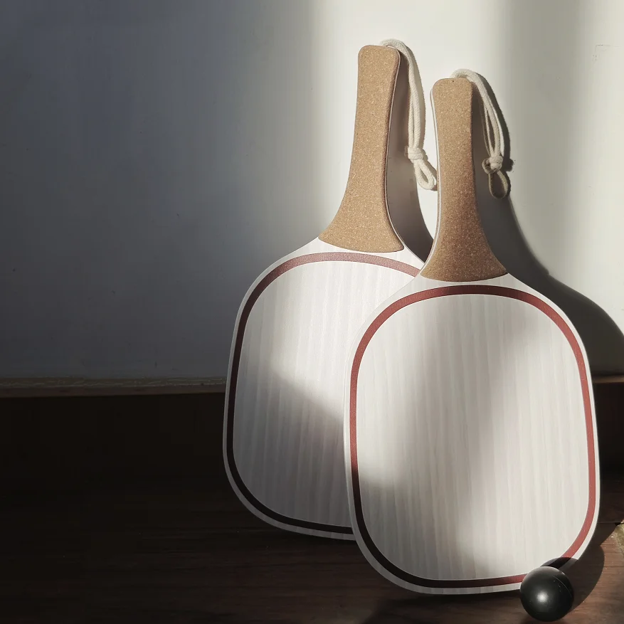 مضرب تنس شاطئي كلاسيكي احترافي عالي الجودة مصنوع من خشب الحور، مع إمكانية تخصيص اللون والشعار