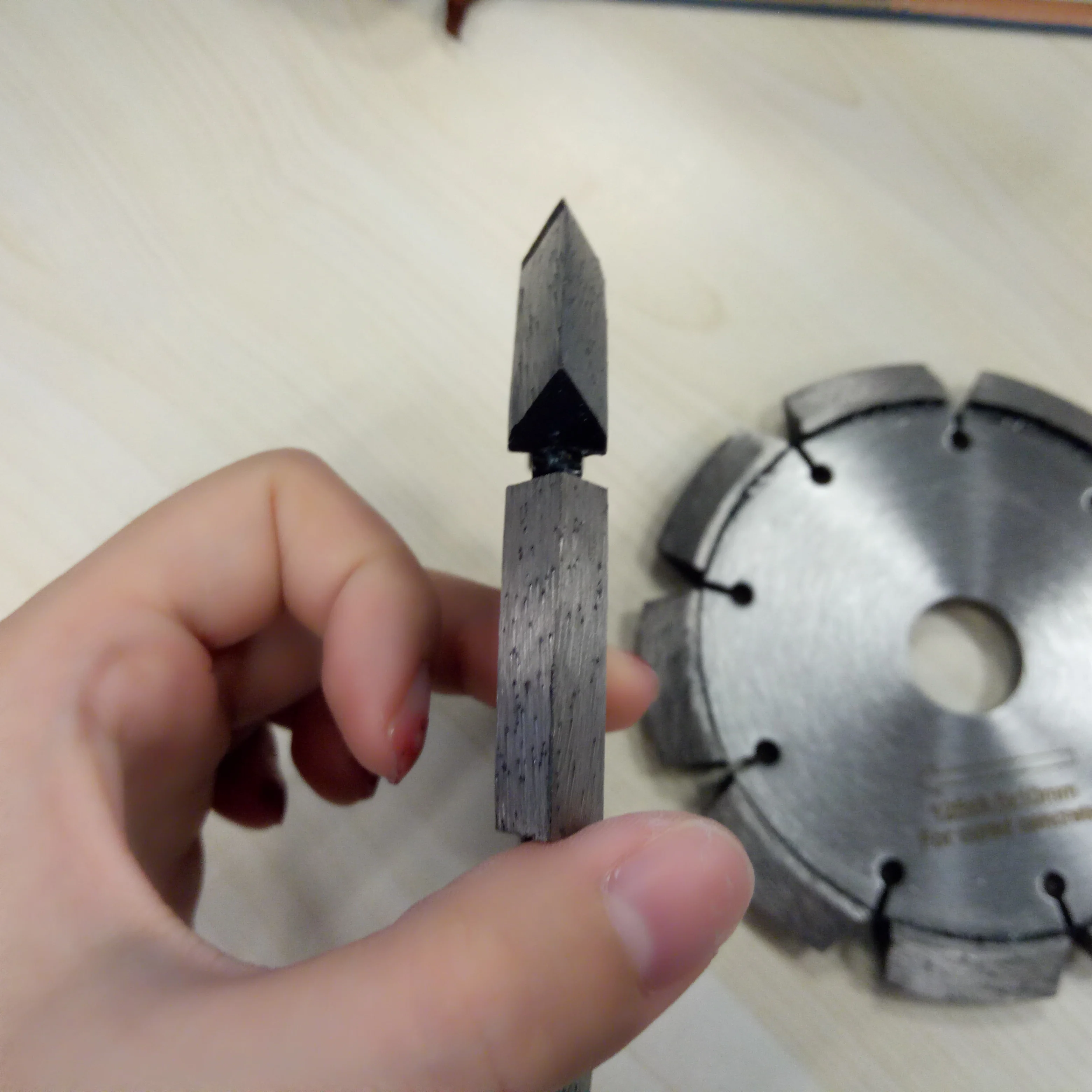 V-образный 125 мм Алмазный бетонный резак для