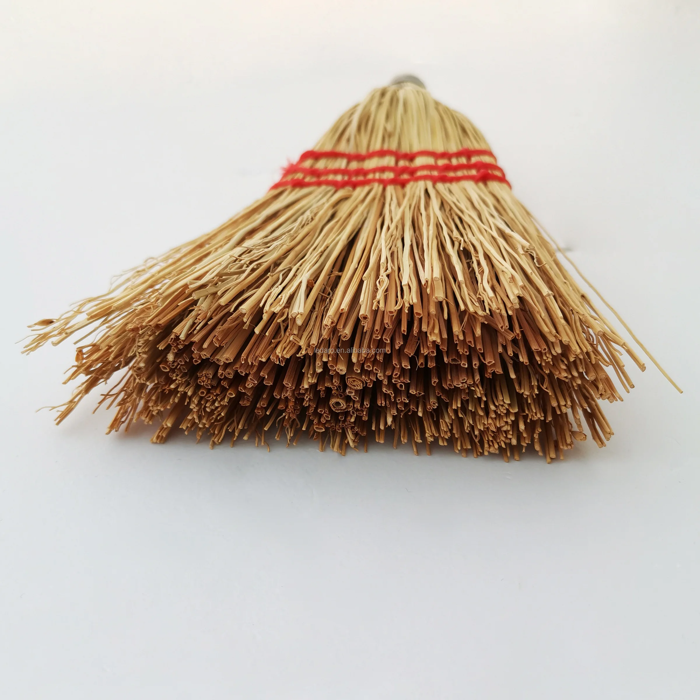 Commercial Corn Whisk Broom Dustless Brush Natural Corn Broom for Narrow  Spaces Cleaning - China Whisk Brush and Poly Whisk price