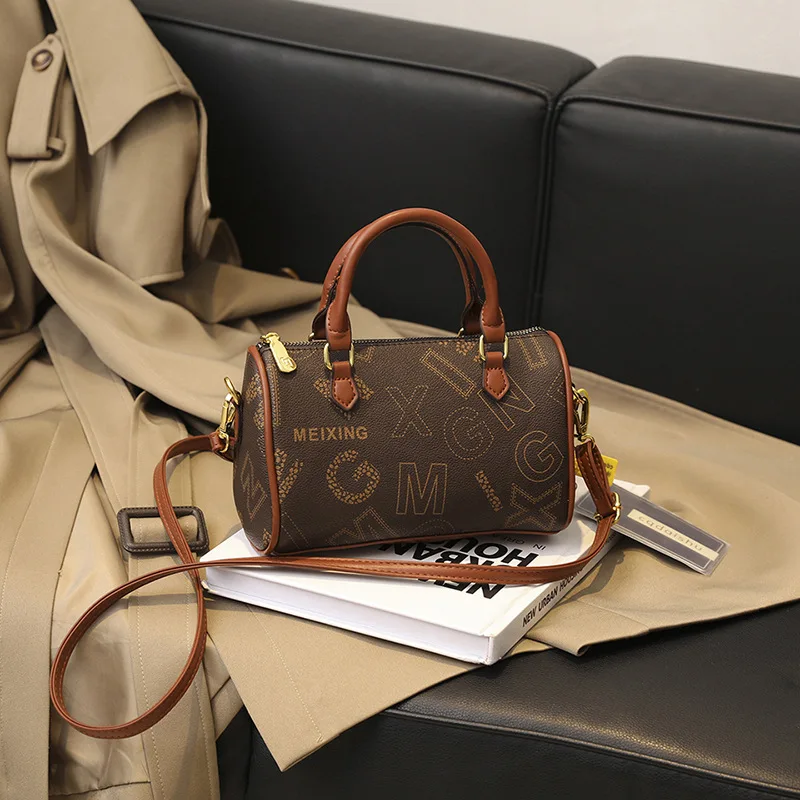 Wholesale New fashionable brand star girls purse handbags for