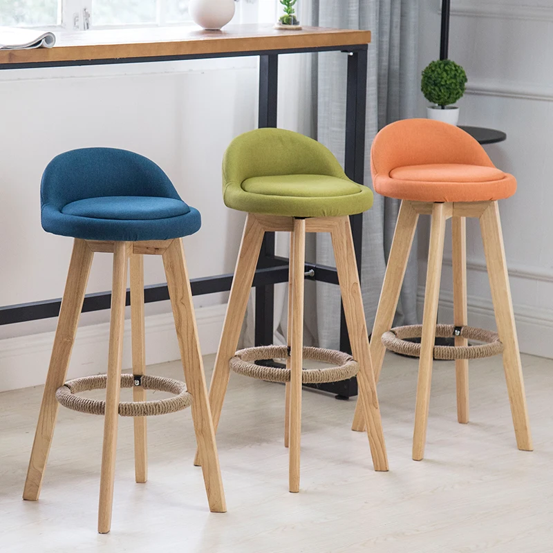 Nordic Rustic Classic Low Back Kitchen Counter Stools Kitchen Chair Rubber Wood Bar Chair Wooden Swivel Bar Stool With Footrest