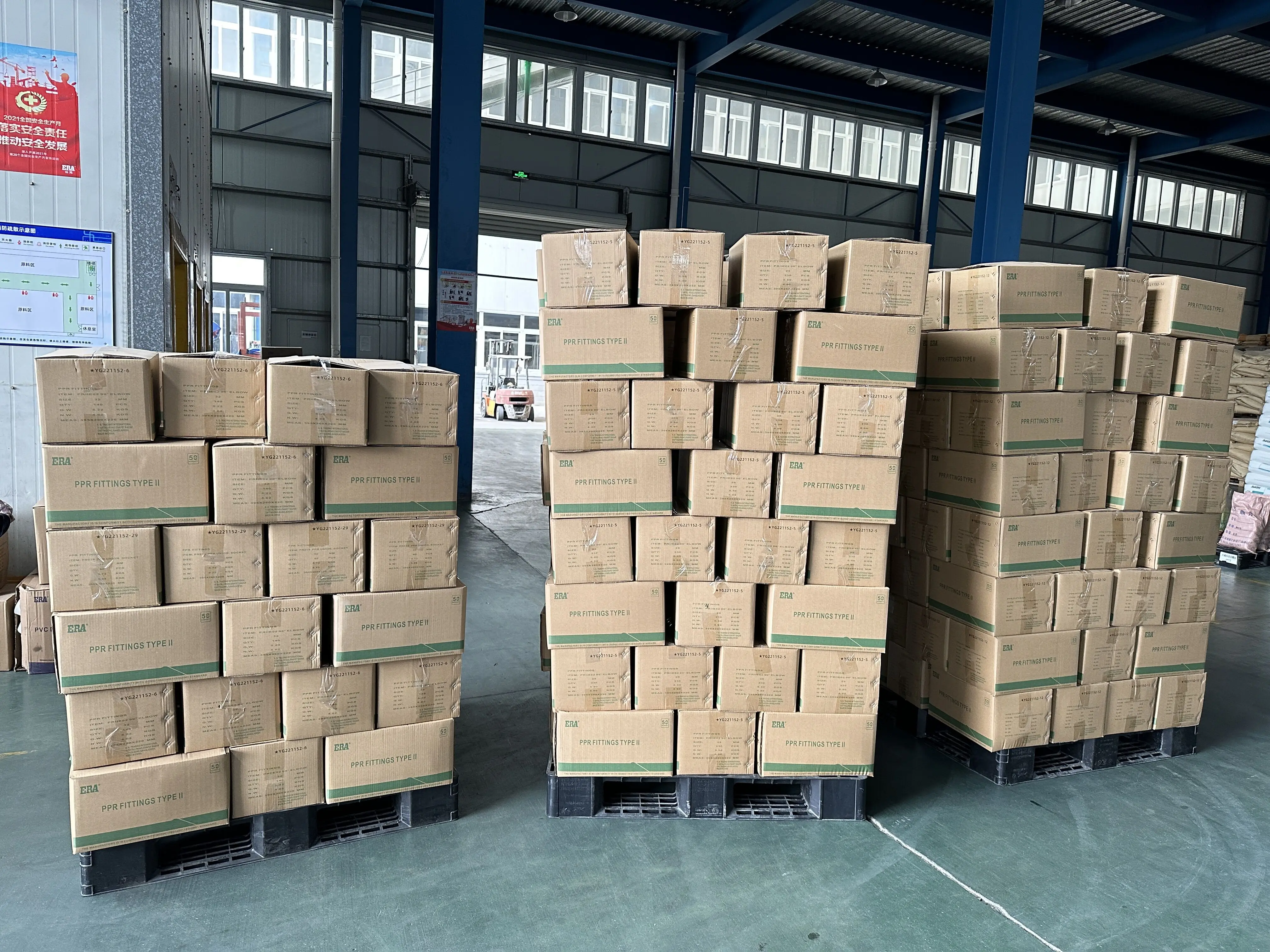 ERA Plastic PVC/UPVC Pressure Pipe Fitting/Joint BS4346 Female Adaptor/Coupling with KITEMARK Certificate