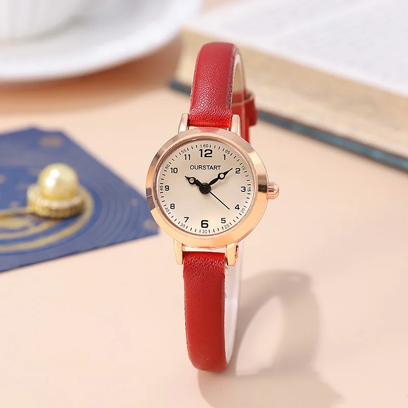 Retro Leather Strap Ladies Quartz Watch