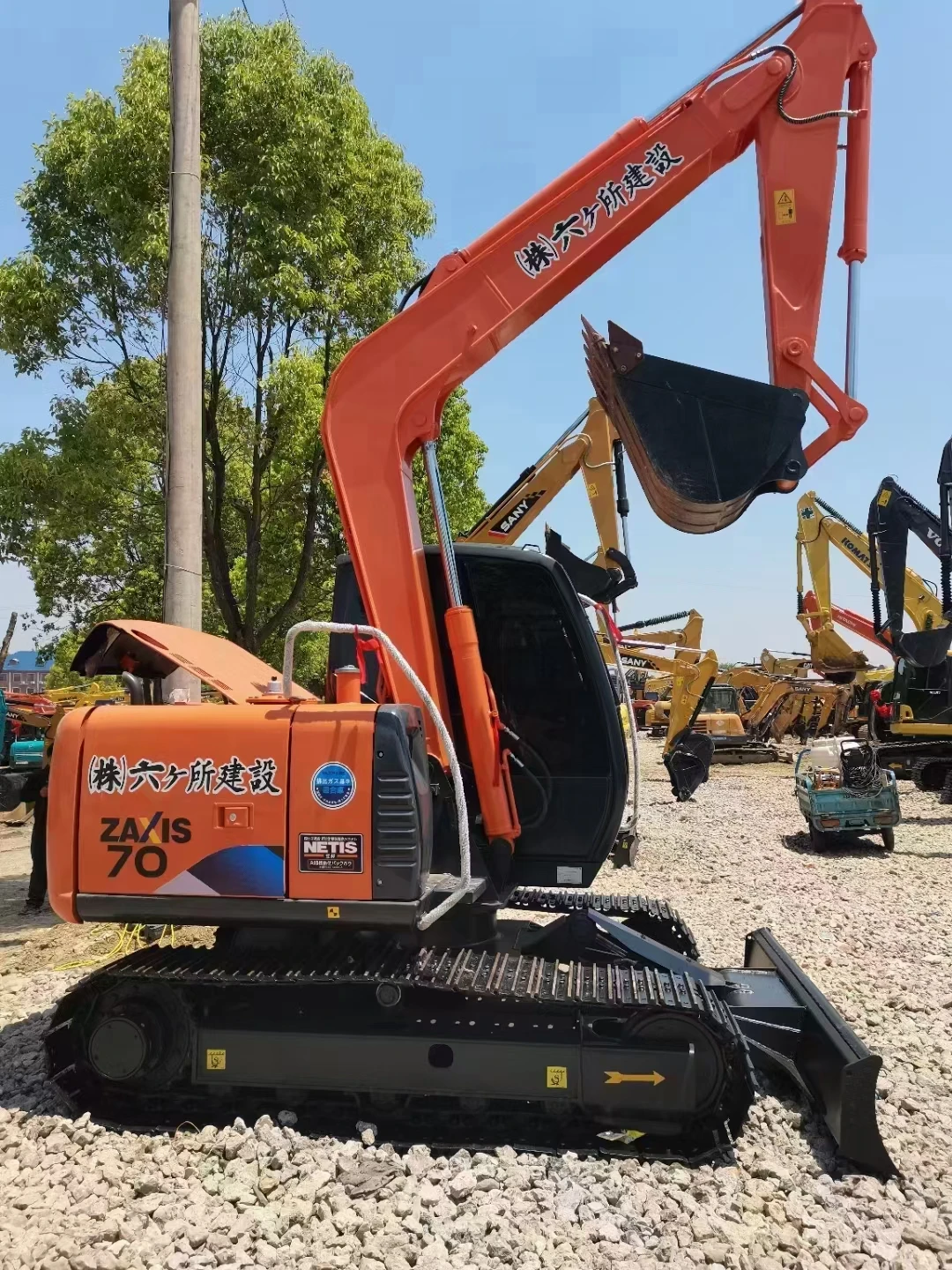 Excavadora de Cadenas Hitachi ZAXIS 70 Usada, Certificada CE EMC