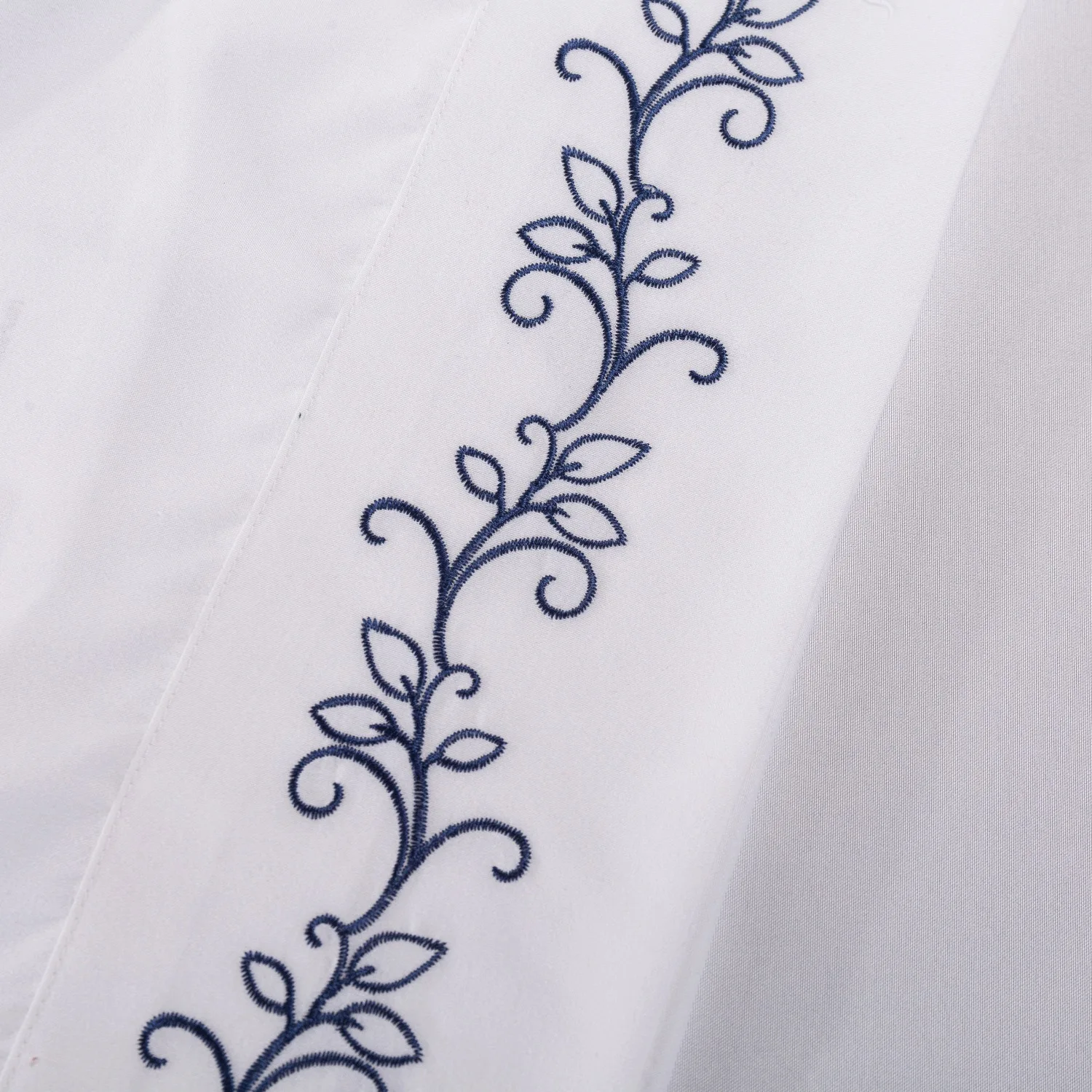 Wholesale Super Soft Hotel White Microfiber embroidery Sheet Set details