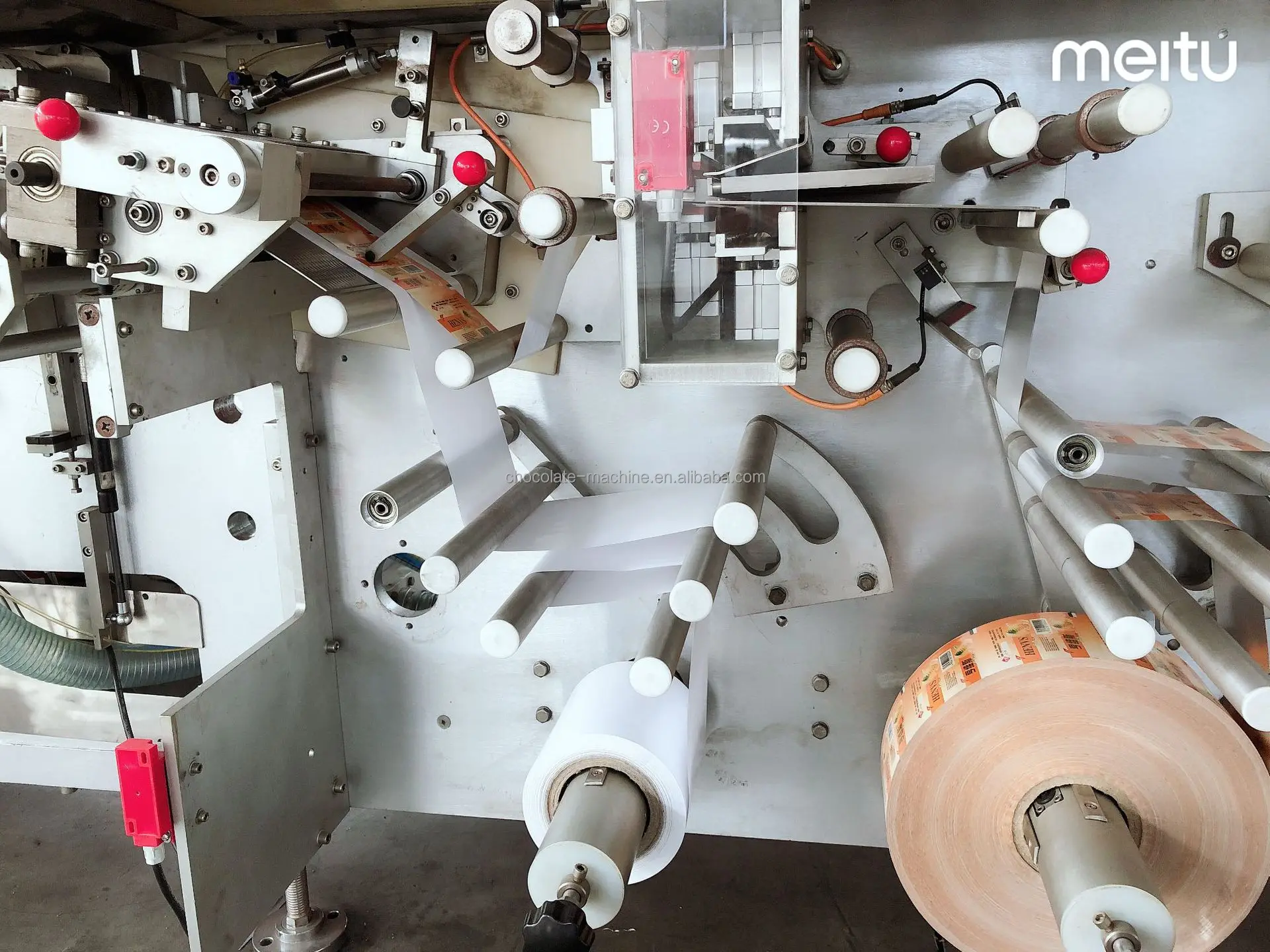 Automatic Chocolate bar Fold Wrapping Machine for Foil Fold Wrapping Chocolate Blocks Chocolate Fold Packaging Machine