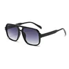 C4-Black-gradient Gray