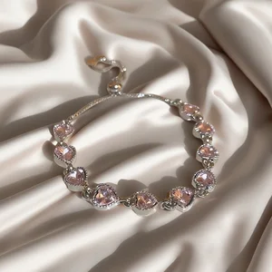 Muxcor Alloy Rhinestone Pink Heart Beaded Charm Fashion Natural Stone Bracelets Classic Trendy Fashion Jewelry for Women Men