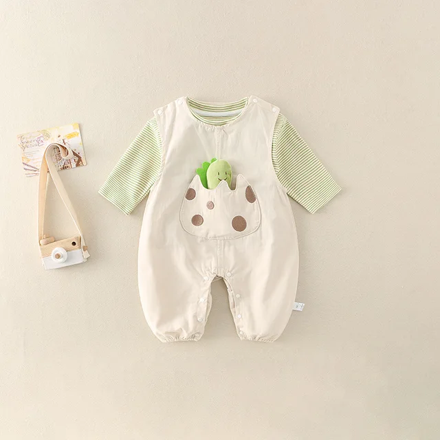Super Cute Newborn INS Style Two-Piece Baby Suit in Spring and Autumn Knitted Fabric with Cartoon Pattern Baby Clothing Sets