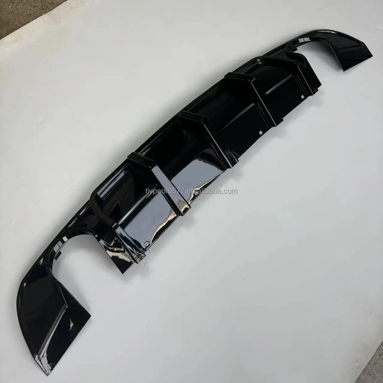 product tiypeor rear diffuser for chrysler 300c 2015   2023 auto bumper diffuser abs plastic back lip accessory-8