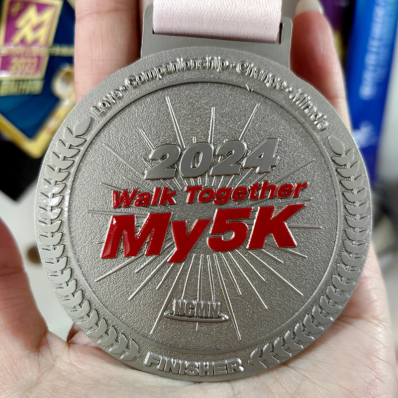 Factory Direct Custom Metal Souvenir Medals Modern Style 5km 10km Half Marathon Running Award Medal with Ribbon factory