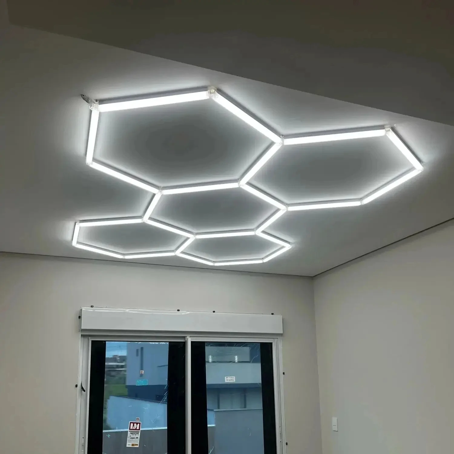 Plafonnier LED Hexagonal Pour Garage – 48W, 5280 Lumens, 6500K, Luminaire DIY Modulable Pour Atelier, Sous-sol Ou Salle De Sport