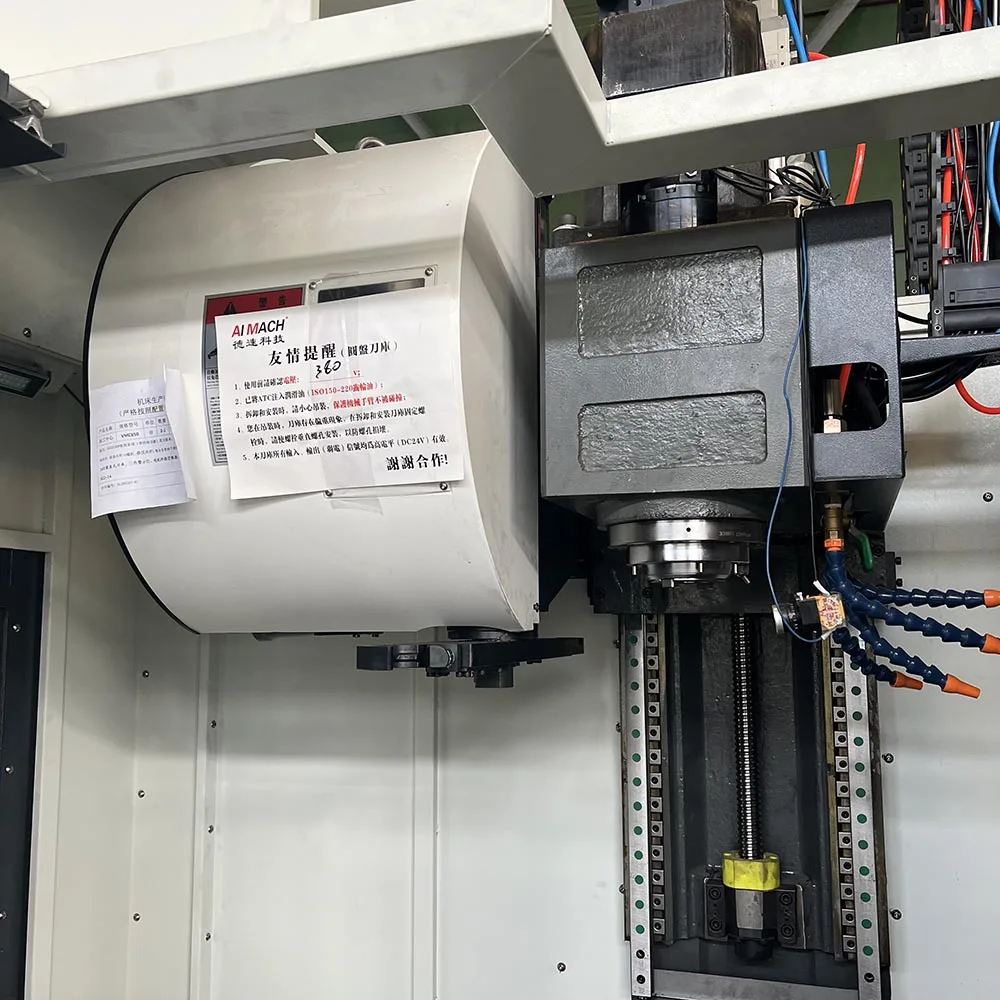 VCM850 - High Quality MITSUBISHI Chinese CNC Machining Center