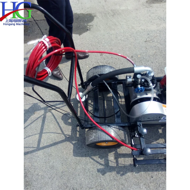 Plastic Runway Marking Machine Double Machine Cold Spraying Marking Equipment Soccer Field 5cm Marking Line Painting Machine