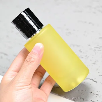 Custom Color Painting Logo 50ml Perfume Bottle Crimp Fine Mist Spray Pump Women's Perfume Bottle 30ml 50ml