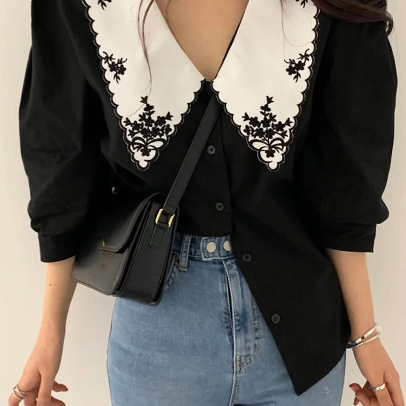 Korea Spring Retro Embroidery Contrast Loose Bubble Sleeve Girl Fashion Shirt
