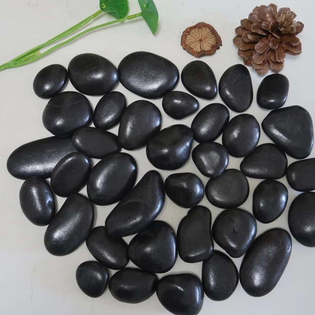 20-30mm Highly Polished Black Natural Stone Pebbles White Cobble Stone and River Stone for Villa Park Decoration