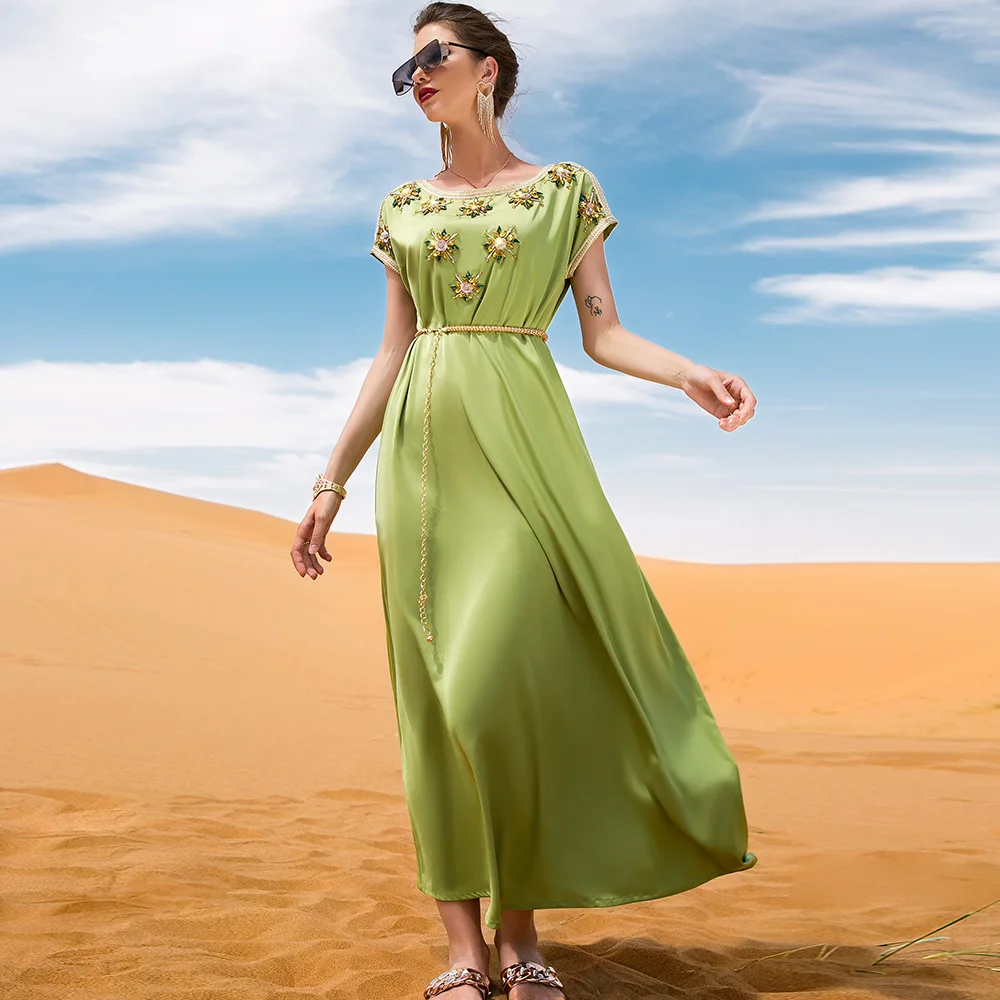 Good Selling Avocado Green Satin Heavy Industry Hand-stitched Diamond Short Sleeve Vintage Dress Style Good Selling Avocado Green Satin Heavy Industry Hand-stitched Diamond Short Sleeve Vintage Dress Style