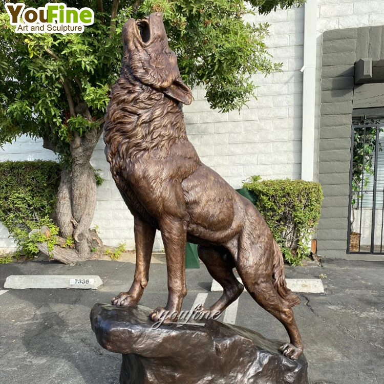 Jardin extérieur décor métallique taille de vie Bronze Sculpture animale  Howling Statue du loup - Chine Décoration et animaux en bronze prix