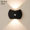 Black-tricolor variable light