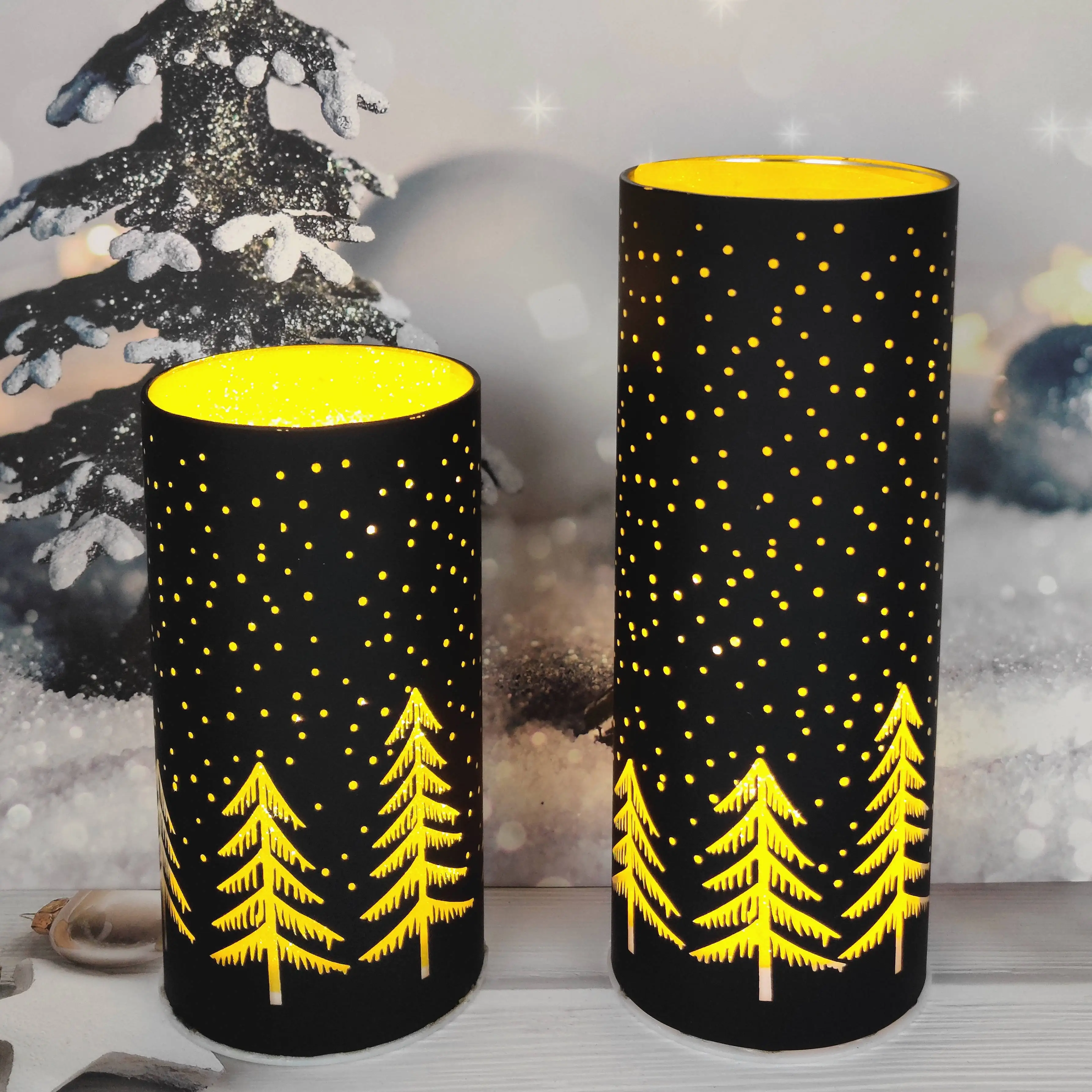 Battery operated led light up glass Christmas cylinder hurricane table decoration setting ideas supplier