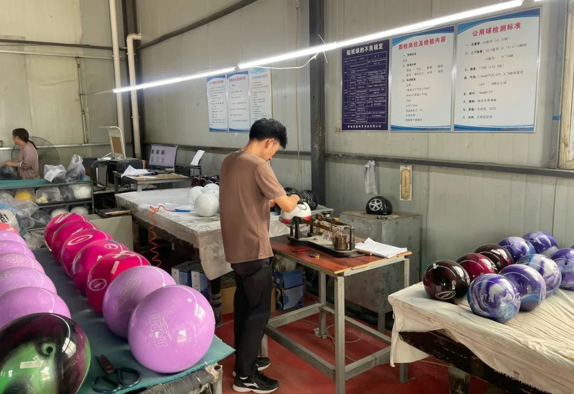 Usbc Standard Urethane Custom House Bowling Balls 4 Lbs To 16 Lbs