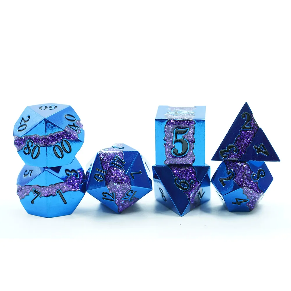 Conjunt personalitzat de 7 daus polièdrics Yushun per a jocs DND RPG, amb una sola ratlla de mica morada i metall blau per als jugadors