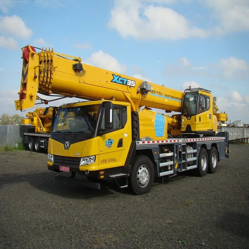 Lifting Machinery 58m Hoist Height 35 Ton XCT35 Truck Crane manufacture