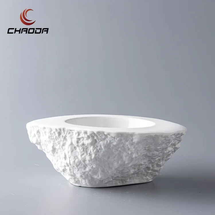 European Style Ceramic Soup Bowl with Irregular Surface Porcelain Snack Bowls for Star Rated Restaurant