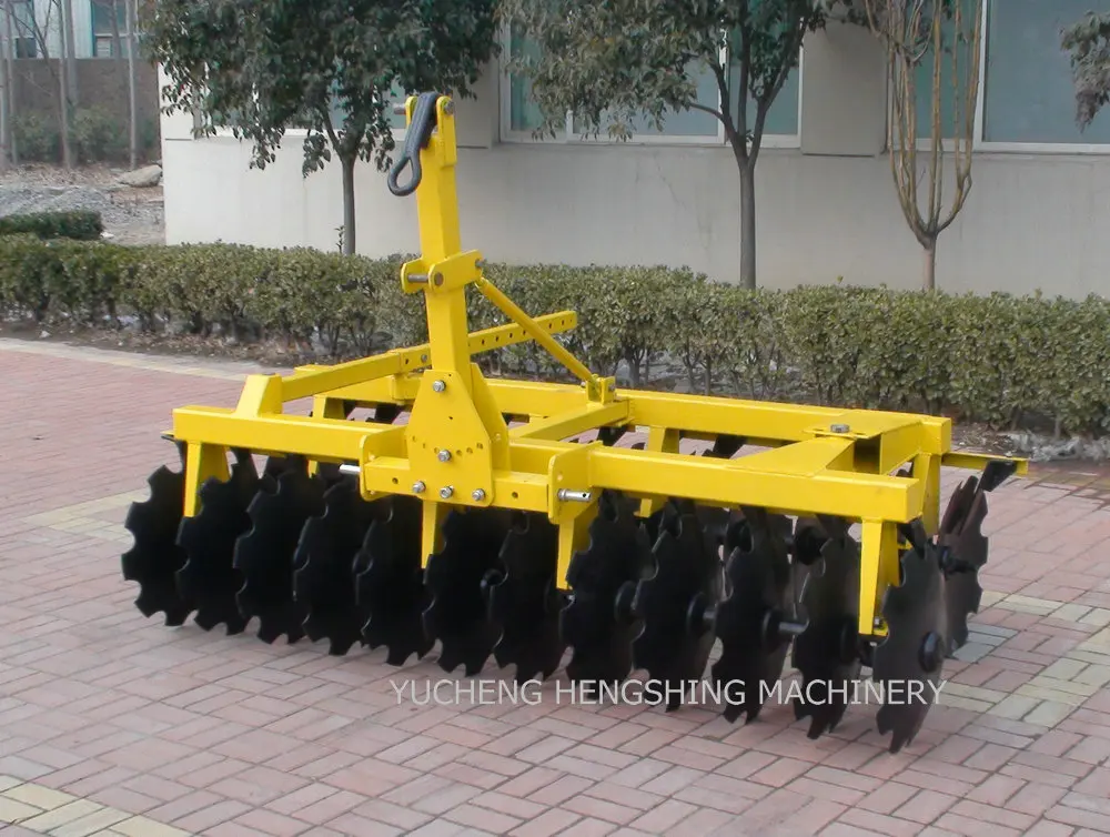 Equipamento agrícola grade de disco offset montada em trator agrícola para venda