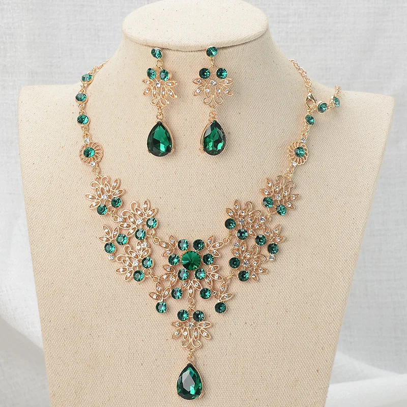 Elegant Rhinestone Bridal Jewelry Set