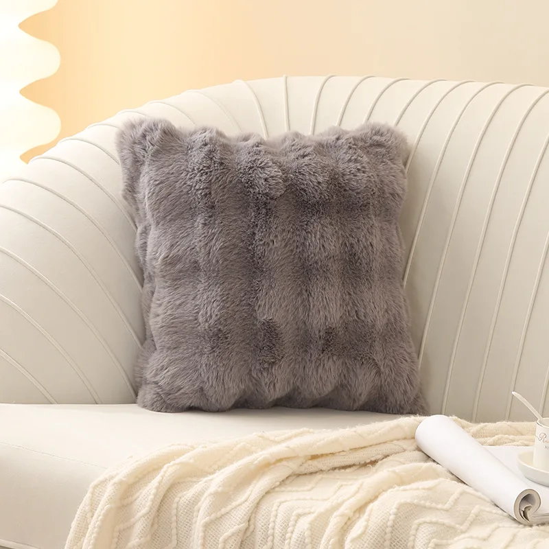 Aoyatex customized hot sale light luxury solid color rabbit fur throw pillow factory