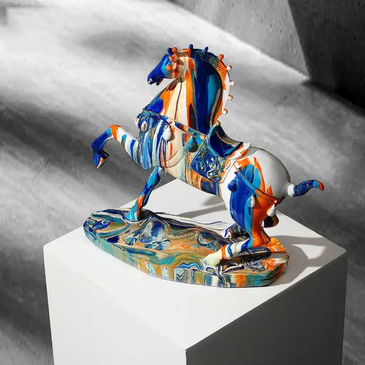 Office Creative Classical Sculpture Resin Interesting Horse Riding Sculpture Decoration
