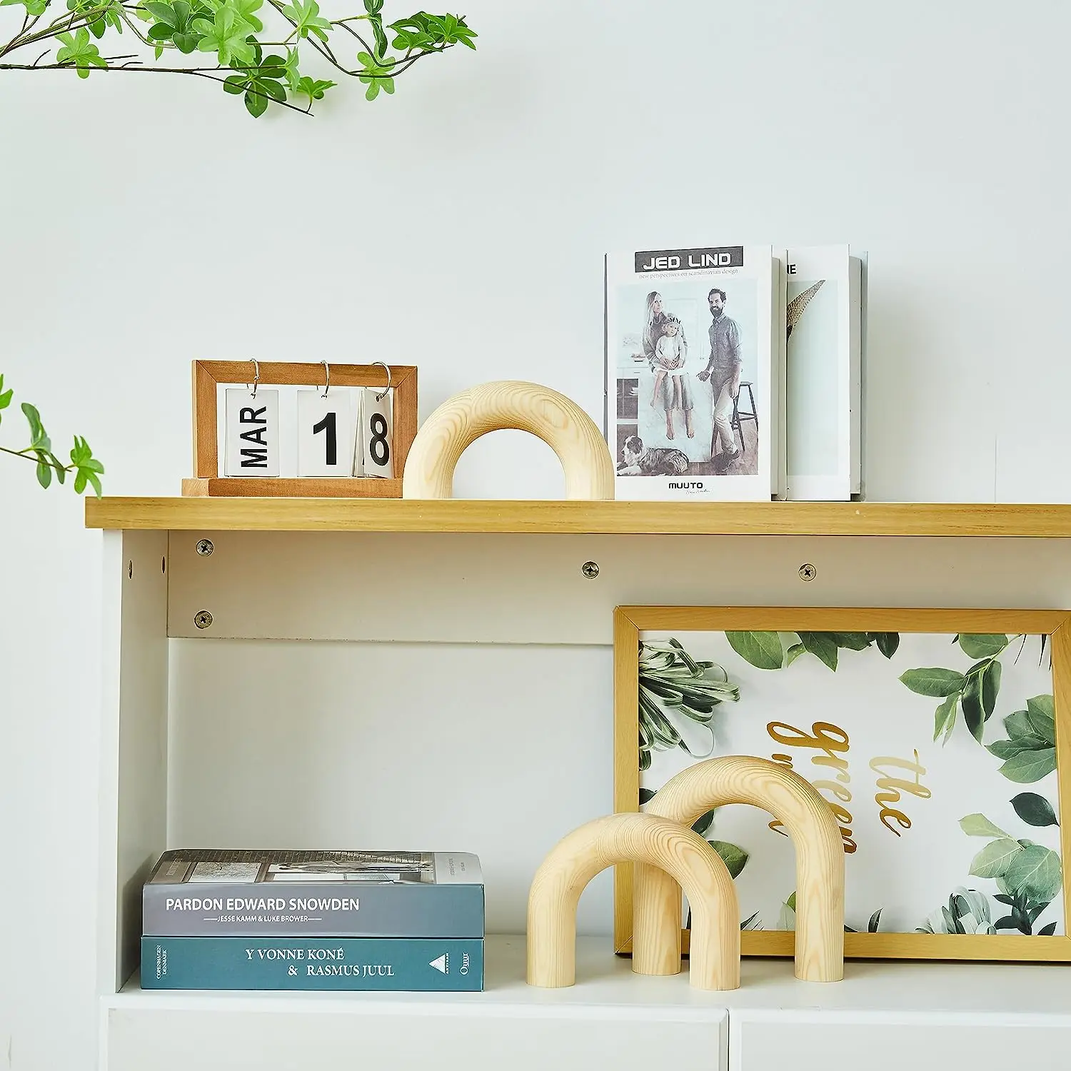 Set of 3 Modern Coffee Table Accents Wood Arch Decorative Objects Round Bookshelf for Home or Office Gift Made of Pine Wood