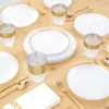สีขาว