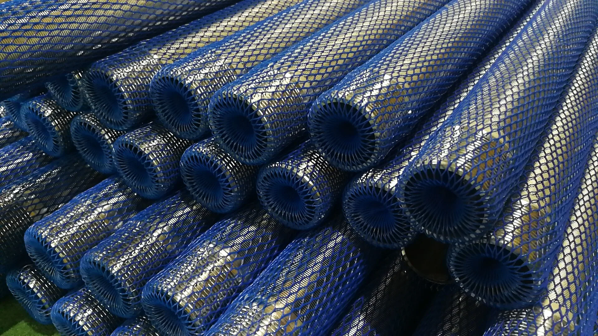product-653-367 High precision wedge wire filter tubes with mini slot sizes 0.025mm for liquid filtration