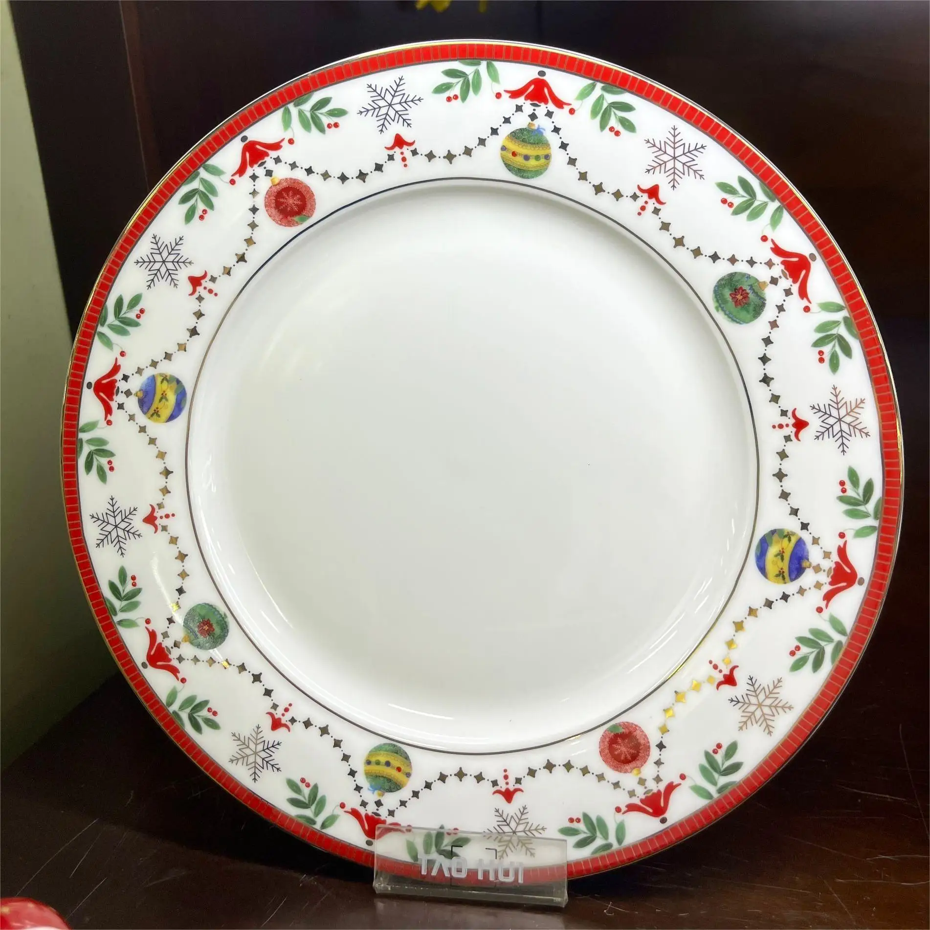 Ceramic Promotion Holiday Dish Plate Set for Dinners and Parties supplier