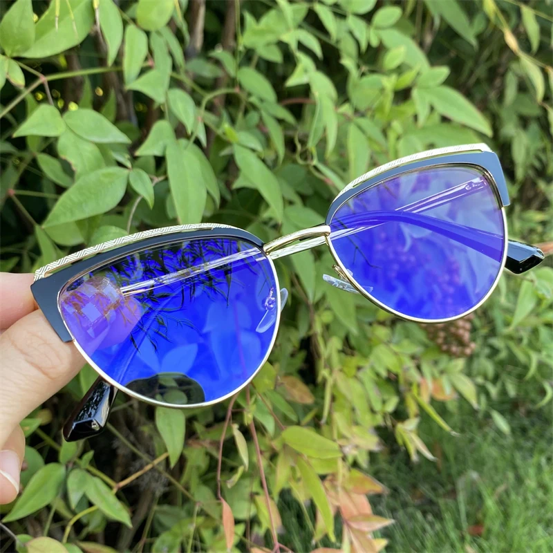 Blue Cut Photochromic Lens Women's Glasses Frames Optical 2025 Lunette  Photogray Anti Reflet Black Eyebrow Alloy Gold Cateye
