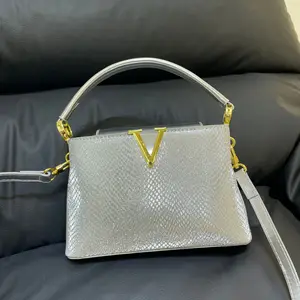 2026 New Ladies' Hand-held Bucket Bag Trending Dinner Bag for Ladies Fashionable Lady Purse Women Sac