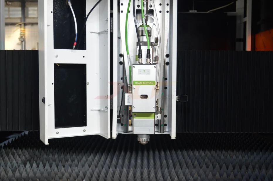 2023 New 3kw Cnc Sheet and Tube Fiber Laser Cutting Machine Iron Plate Fiber Laser Laser Cutting Machine Price
