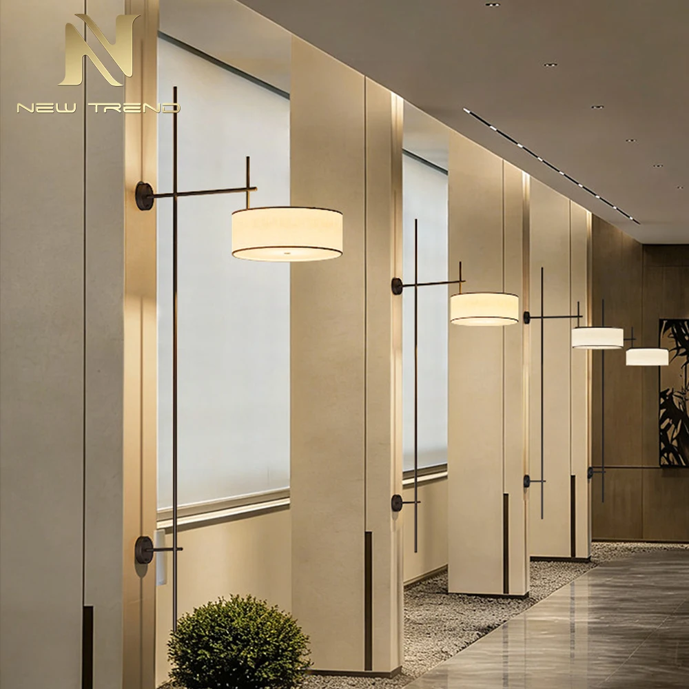 Applique murale noire linéaire moderne CPL-482 – Lampe à tube LED verticale minimaliste pour chambre d’hôtel